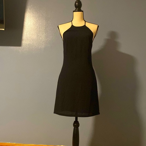 Mark Wong Nark - Picture 1 of 3